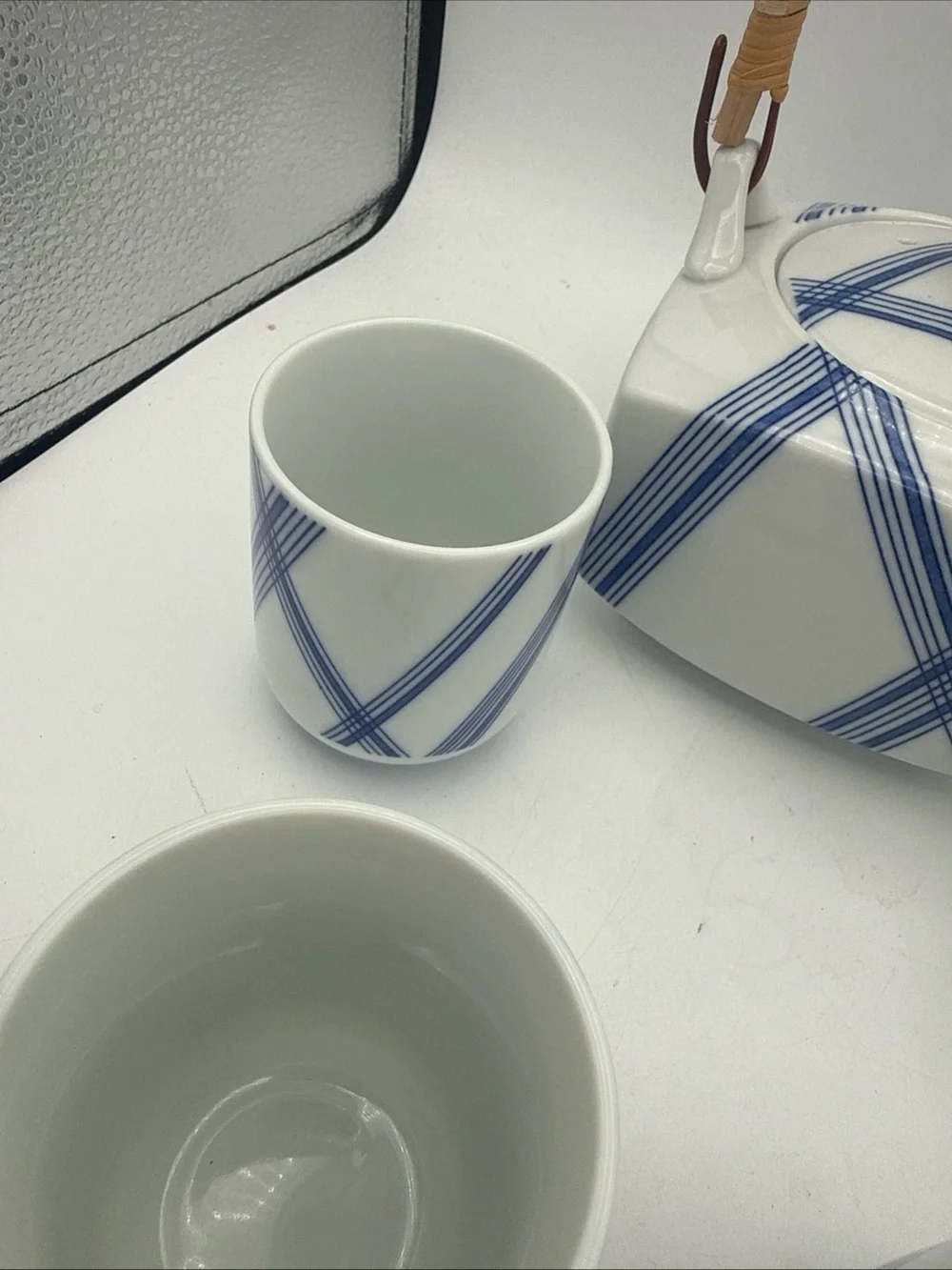 Blue & White Porcelain Teapot Set with Bamboo Handle - 5pc